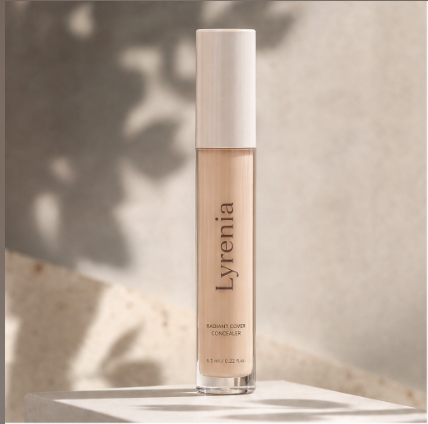 Lyrenia volumizing concealer